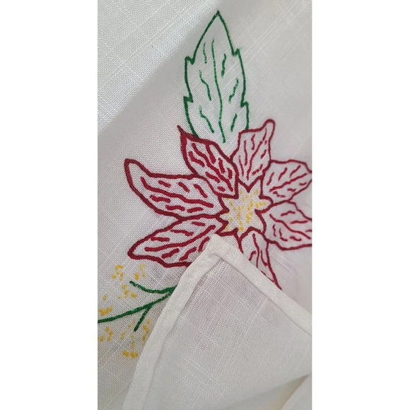 Set Of 4 Table Cloth Napkins With Christmas Flower Motif For Hand Embroidering‎ - Picture 3 of 3